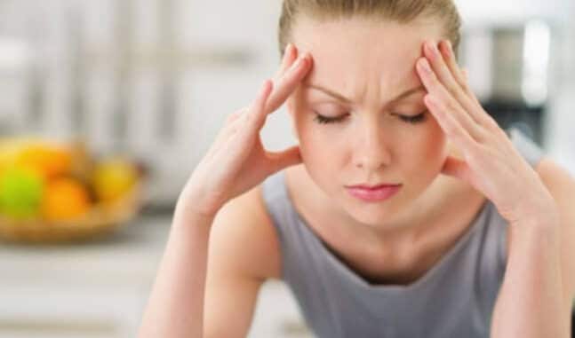 B12 vitamini eksikliğinin belirtileri nelerdir?
